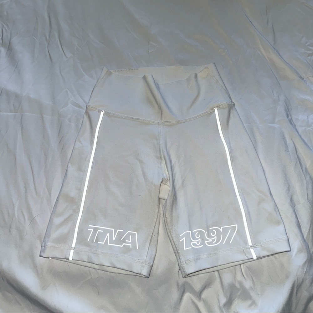 Aritzia TNA Reflective Biker Shorts